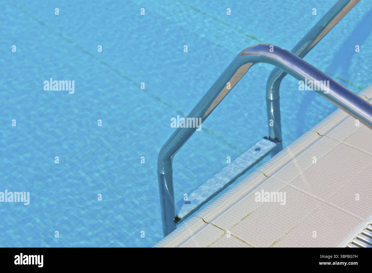 Leiter eines Schwimmbades. Horizontalen Schuss Stockfoto