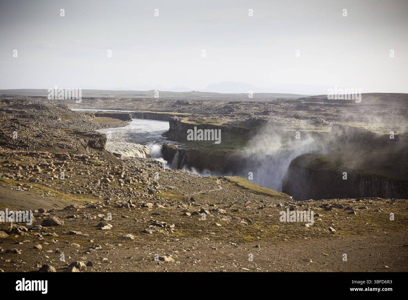 Wasserfall Dettifoss in Island bei bedecktem Wetter. Horizontalen Schuss Stockfoto