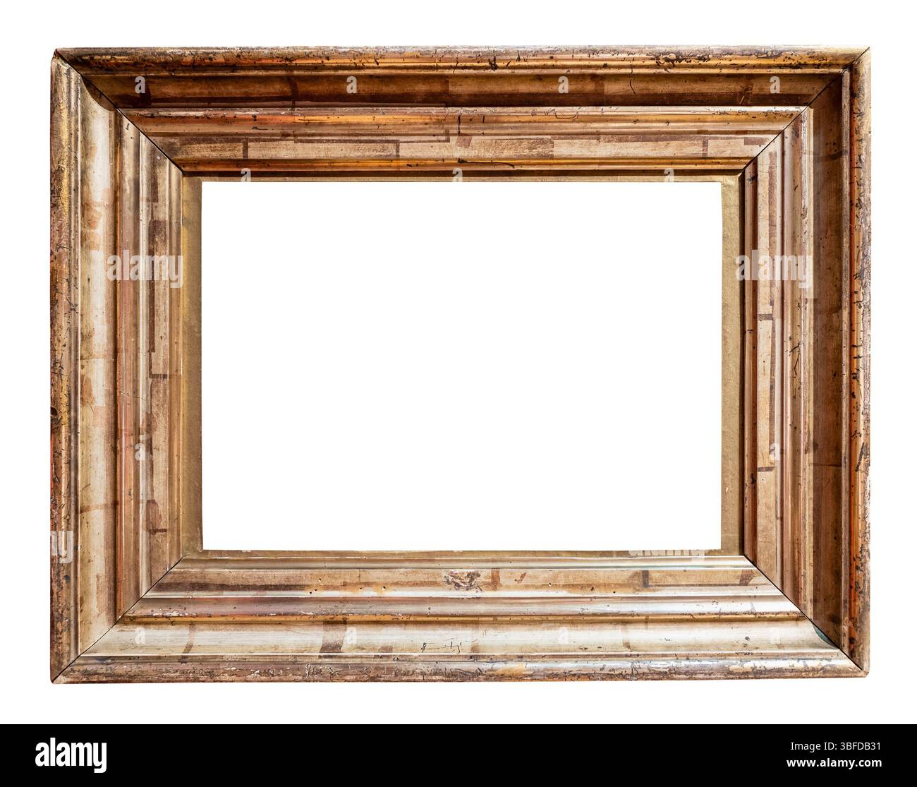 Alter horizontaler, schäbiger hölzerner Bilderrahmen-Ausschnitt auf weißem Hintergrund Stockfoto
