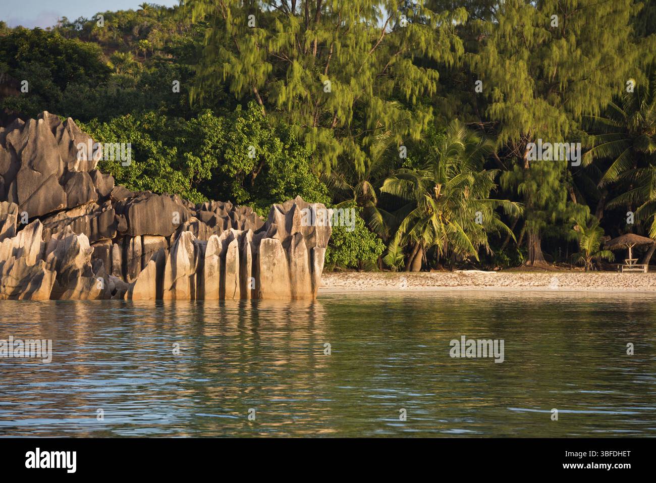 Tropischer Strand von Curieuse Island Seychellen. Horizontalen Schuss Stockfoto