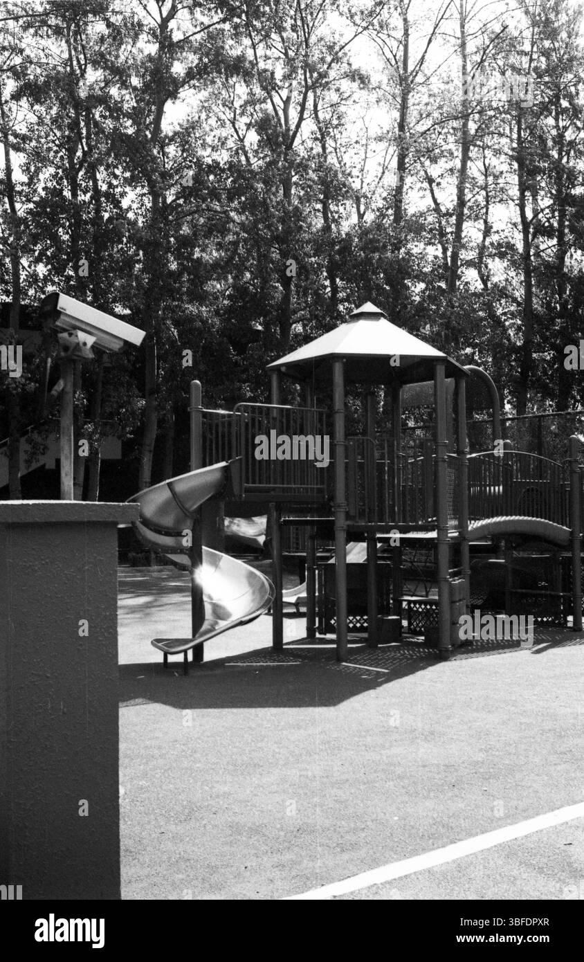 Spielplatz, der von der Überwachungskamera in Peking in den frühen 2010er Jahren überwacht wurde Stockfoto