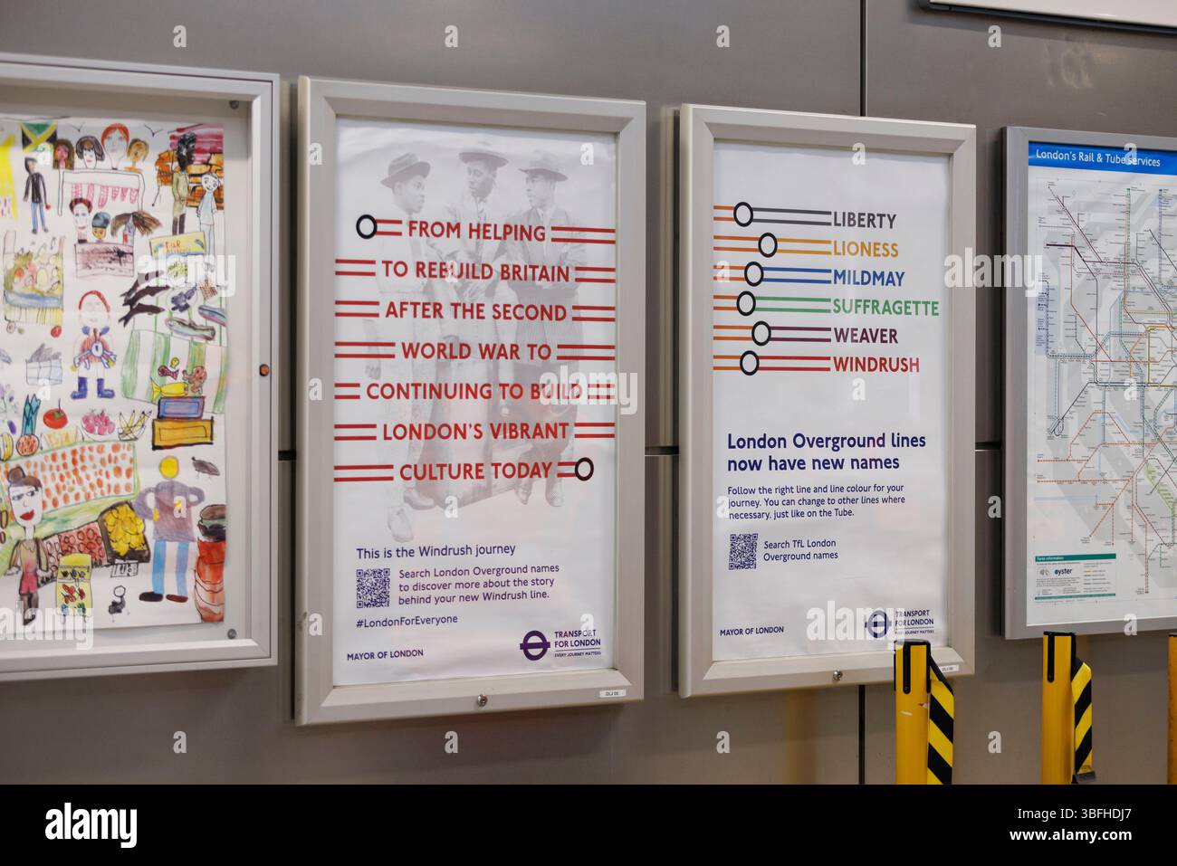 Der London Overground erhält heute einen neuen Namen, der vom Bürgermeister von London Sadiq Khan in der Dalston Junction Station gestartet wurde. Foto: Aufnahme am 28. November 2 Stockfoto