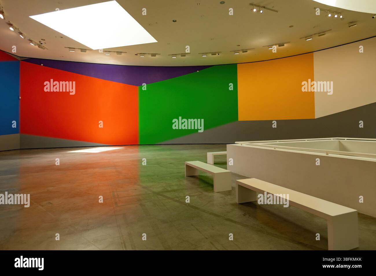 Ausstellungshalle im Guggenheim Museum Bilbao Spanien Stockfoto