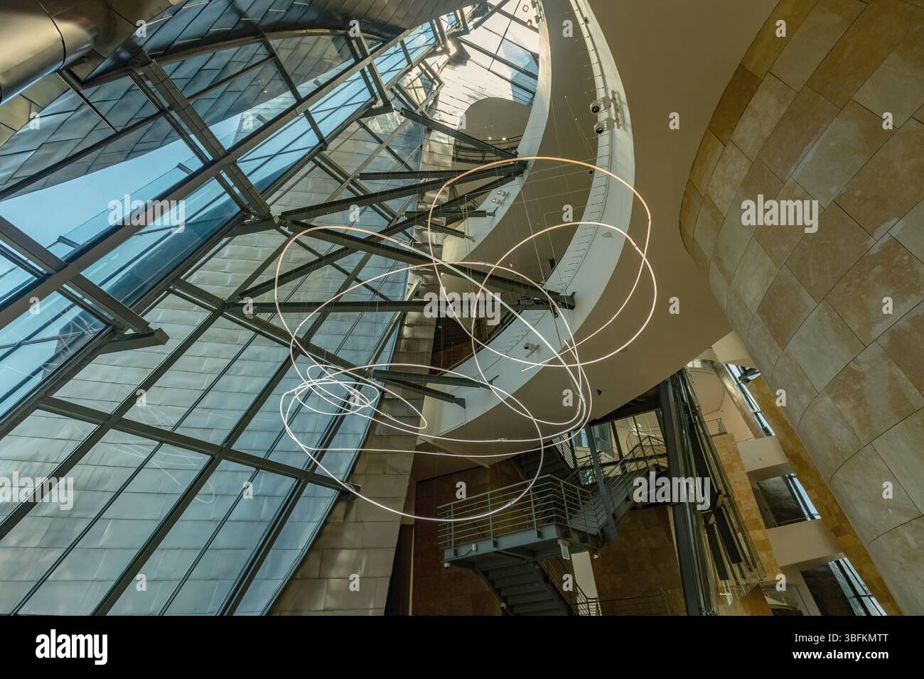 Blick auf das Guggenheim Museum in Bilbao, Spanien Stockfoto