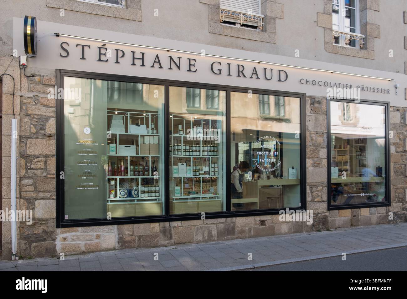 Stephane Giraud Chocolatier und pâtissier Shop in Roscoff, Bretagne, Frankreich Stockfoto