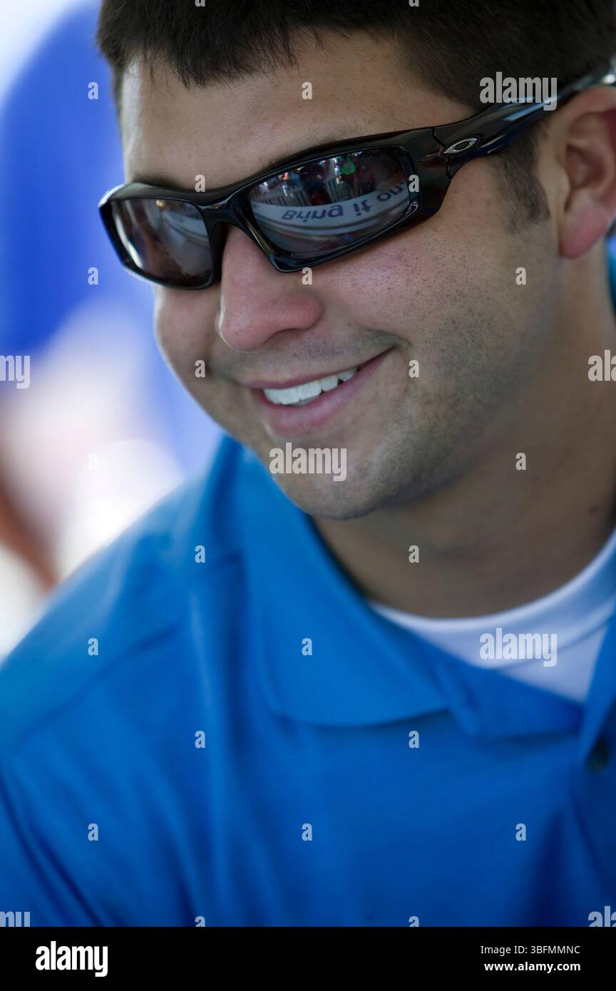 Bristol, TN, USA. August 2008. Bristol, TN USA - 23. August 2008: Reed Sorenson mit dem TUM Target Dodge unterzeichnet einige Autogramme für Fans vor der Sharpie 500 (Credit Image: © Walter G. Arce Sr./ASP via ZUMA Press Wire) NUR REDAKTIONELLE VERWENDUNG! Nicht für kommerzielle ZWECKE! Stockfoto