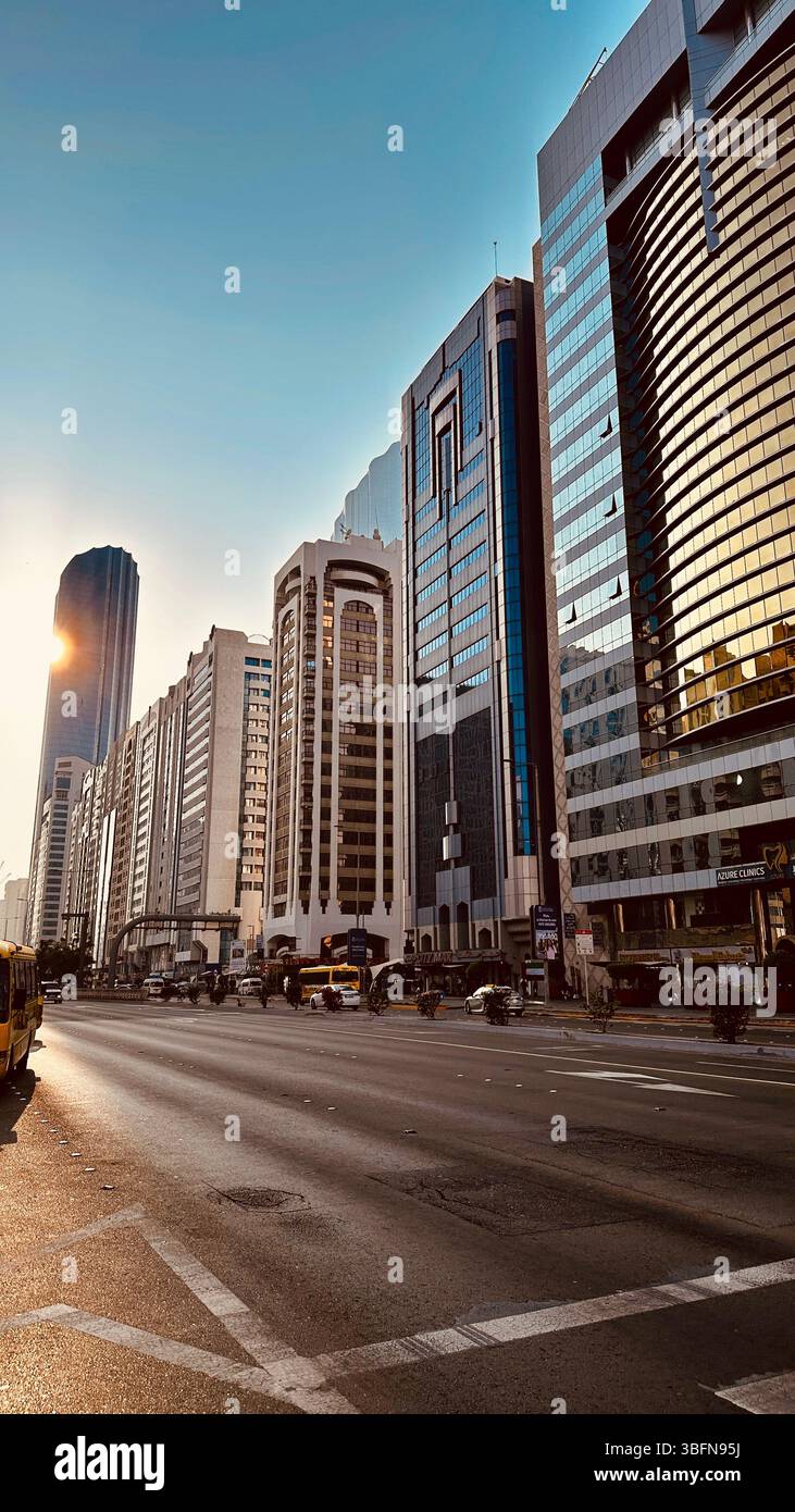 Landschaften Von Abu Dhabi - Smartphone-aufgenommenes Stockfoto