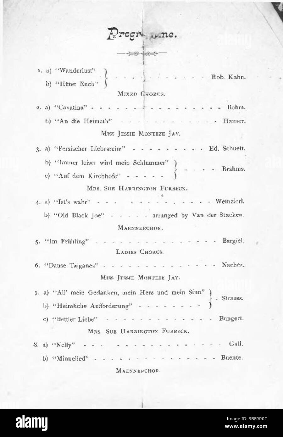 Das erste Konzert des Indianapolis Mennerchor fand am 11. November 1904 in der Old City Hall (337 E. Washington St.) statt. Dieses Eröffnungskonzert markiert den Beginn der öffentlichen Aufführungen des Chors in Indianapolis, die den kulturellen Beitrag der deutsch-amerikanischen Gemeinschaft widerspiegelten. Stockfoto