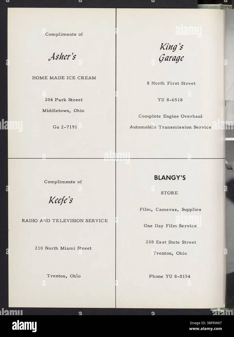 Seite 102 des Jahrbuchs der Trenton High School 1958, „der Trojaner“, enthält weitere Erinnerungen an Schüler und Schulveranstaltungen aus diesem Jahr. Stockfoto