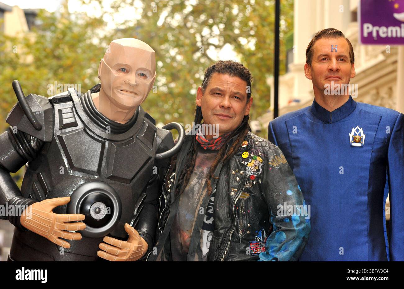 Craig Charles, Chris Barrie und Robert Llewellyn beim Photocall zum Start von „Red Dwarf X“ in London am 03. Oktober 2012 Stockfoto