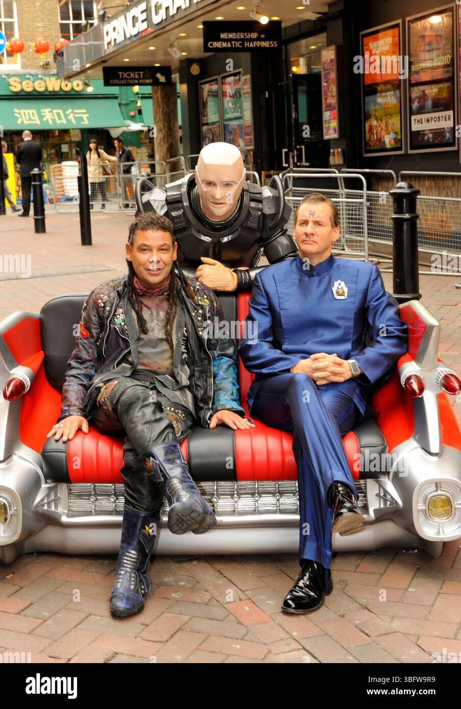 Craig Charles, Chris Barrie und Robert Llewellyn beim Photocall zum Start von „Red Dwarf X“ in London am 03. Oktober 2012 Stockfoto