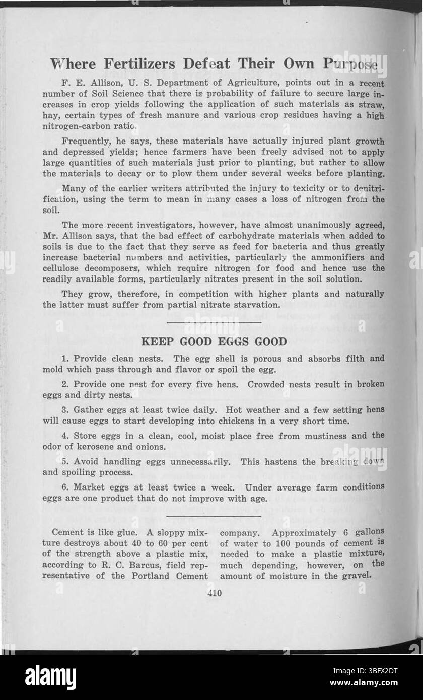 Seite 409 von „durch die Blätter, 1927“ zeigt, wie sich landwirtschaftliche Fortschritte auf die ländliche Wirtschaft ausgewirkt haben, wobei landwirtschaftliche Techniken, technologischer Fortschritt und Bildung hervorgehoben werden. Stockfoto