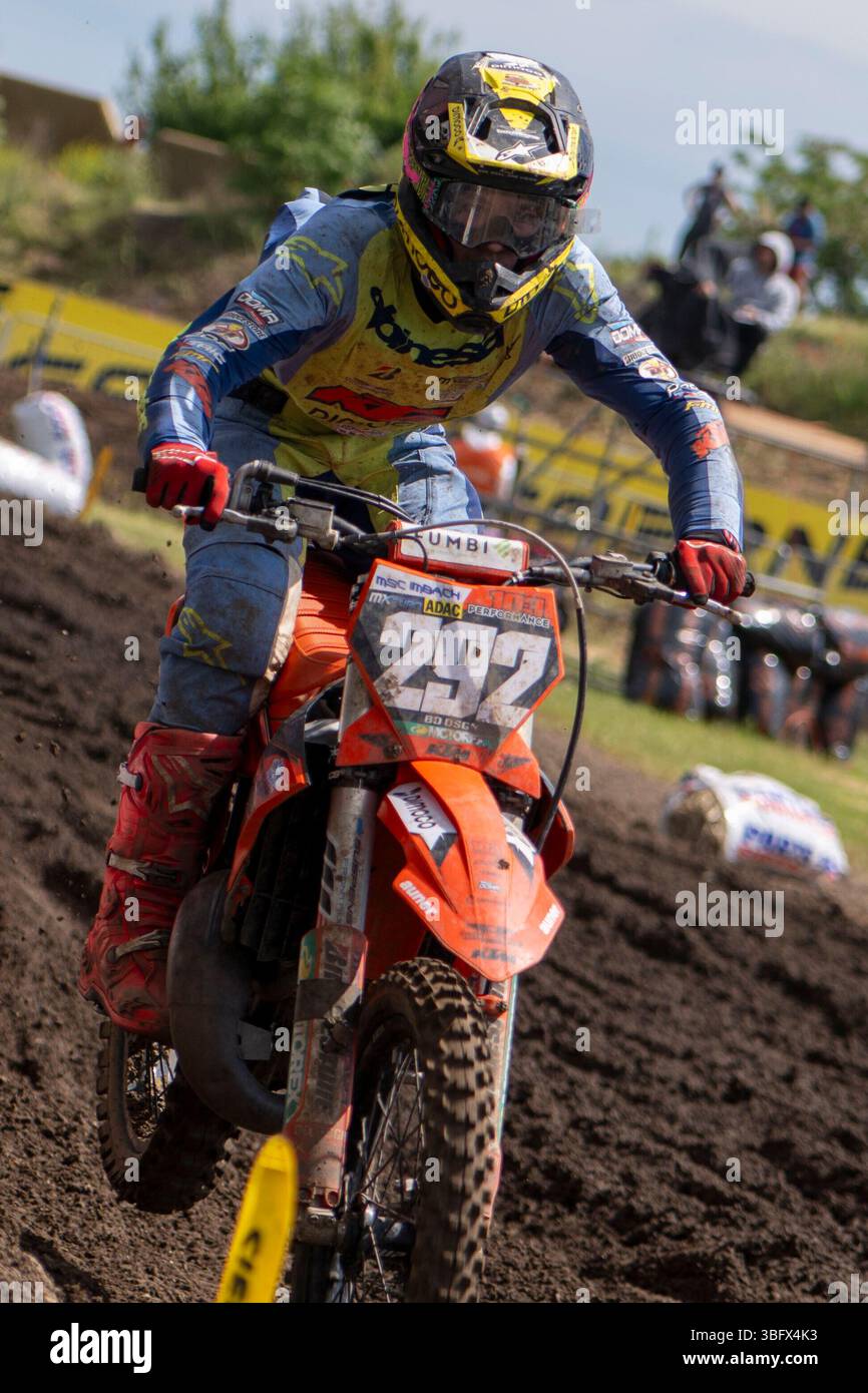 Teutschenthal, Deutschland. Juni 2025. Teutschenthal, Deutschland 01. Juni 2025: FIM MXGP Motocross-WM -MSC Teutschenthal - 2025 im Bild: Bauer Ricardo KTM (AUT) AMF MSC Imbach MX Racing Team Credit: dpa/Alamy Live News Stockfoto Teutschenthal, Deutschland. Juni 2025. Teutschenthal, Deutschland 01. Juni 2025: FIM MXGP Motocross-WM -MSC Teutschenthal - 2025 im Bild: Bauer Ricardo KTM (AUT) AMF MSC Imbach MX Racing Team Credit: dpa/Alamy Live News Stockfoto
