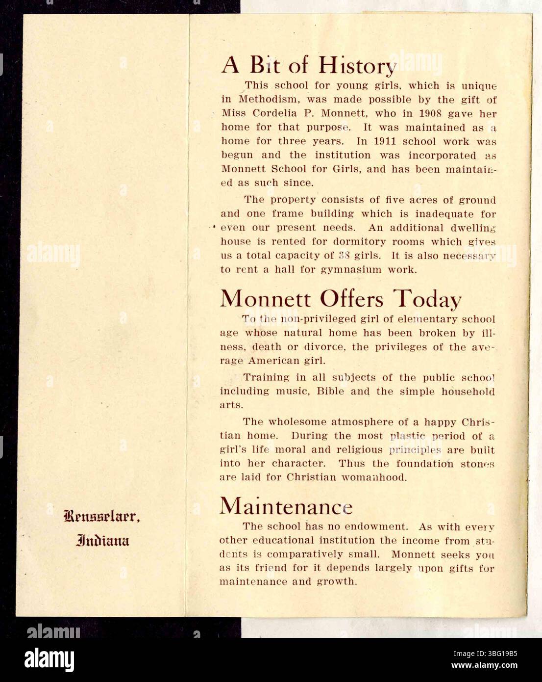 Der Katalog der Monnett School for Girls aus den 1920er Jahren zeigt die Auftritte und Anfangsprogramme der Schule mit Auftritten von Ona Shindler, Geraldine Roth und Gladys Carr. Sie enthält auch Einzelheiten zu den Aktivitäten der Schule im akademischen Jahr 1924-1925. Stockfoto