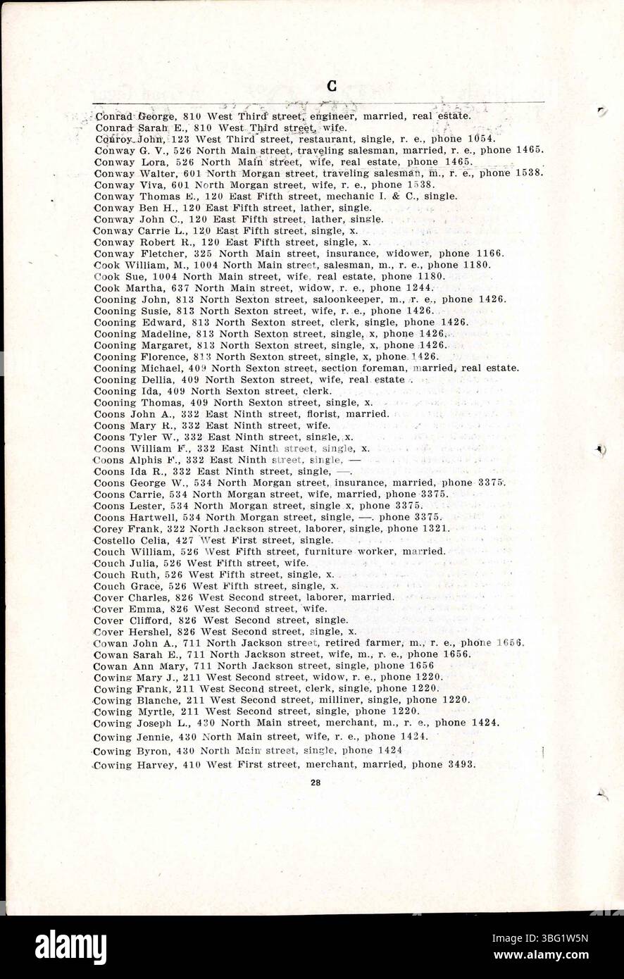 Das 1911 *Rushville City and Telephone Directory* enthält Kontaktdaten für Unternehmen, Kirchen und lokale Schulen sowie eine kurze Geschichte des öffentlichen Schulsystems in Rushville. Stockfoto