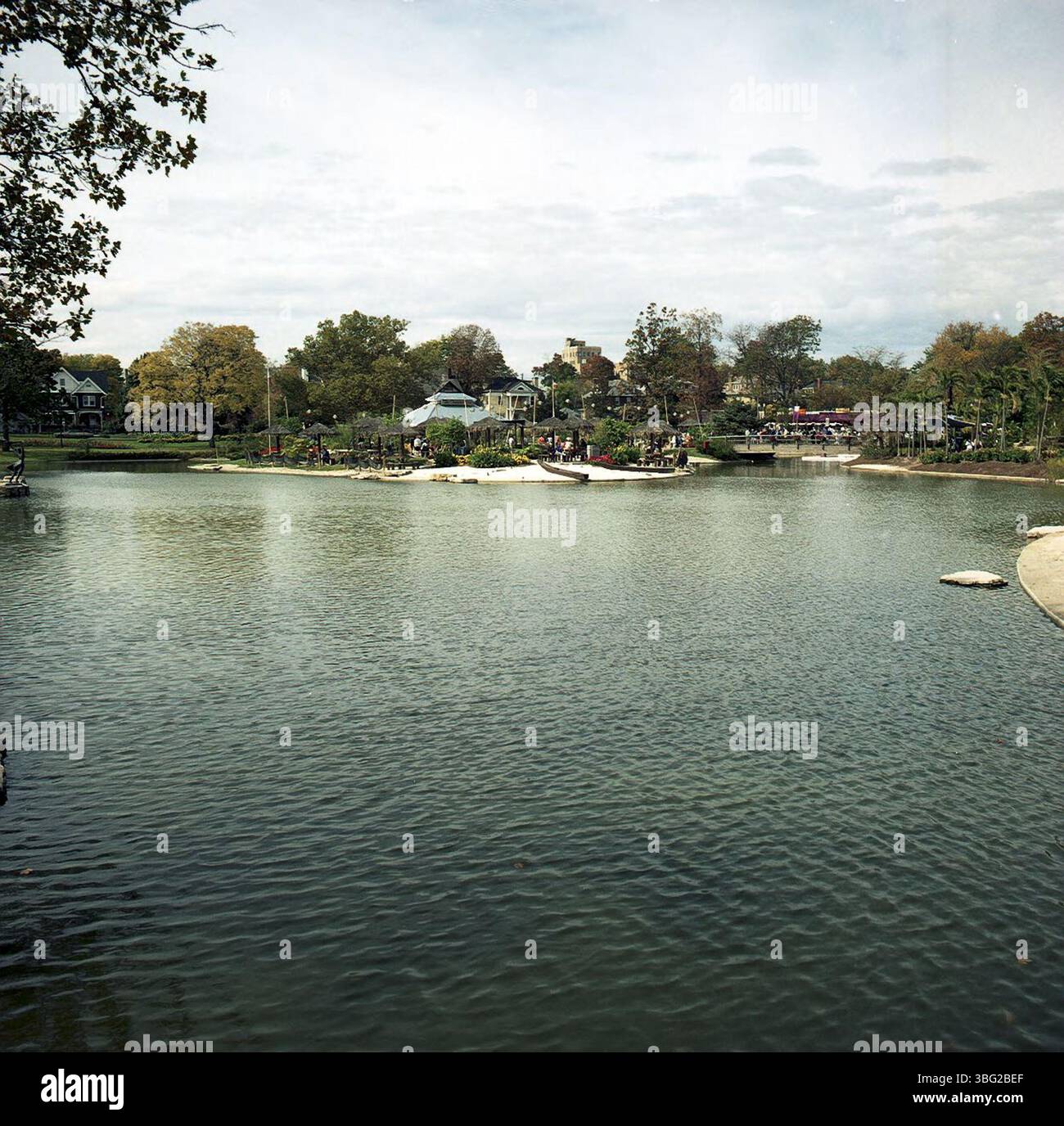 Die Ameriflora '92, die von April bis Oktober 1992 im Franklin Park stattfand, zeigte Gartenbauausstellungen aus aller Welt, die nachhaltige Gartenarbeit und Pflanzenvielfalt hervorhoben. Stockfoto