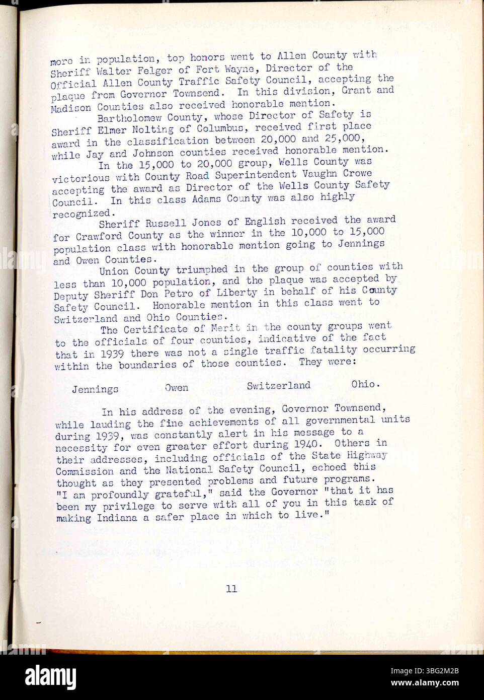 Diese Ausgabe des Indiana Law Enforcement Digest vom März 1940 konzentriert sich auf die Arbeit der Indiana State Police und präsentiert Informationen über die Büros der Organisation, Schlüsselstatistiken und eine Liste gesuchter Personen. Es liefert eine Momentaufnahme der Strafverfolgungsmaßnahmen im Staat. Stockfoto