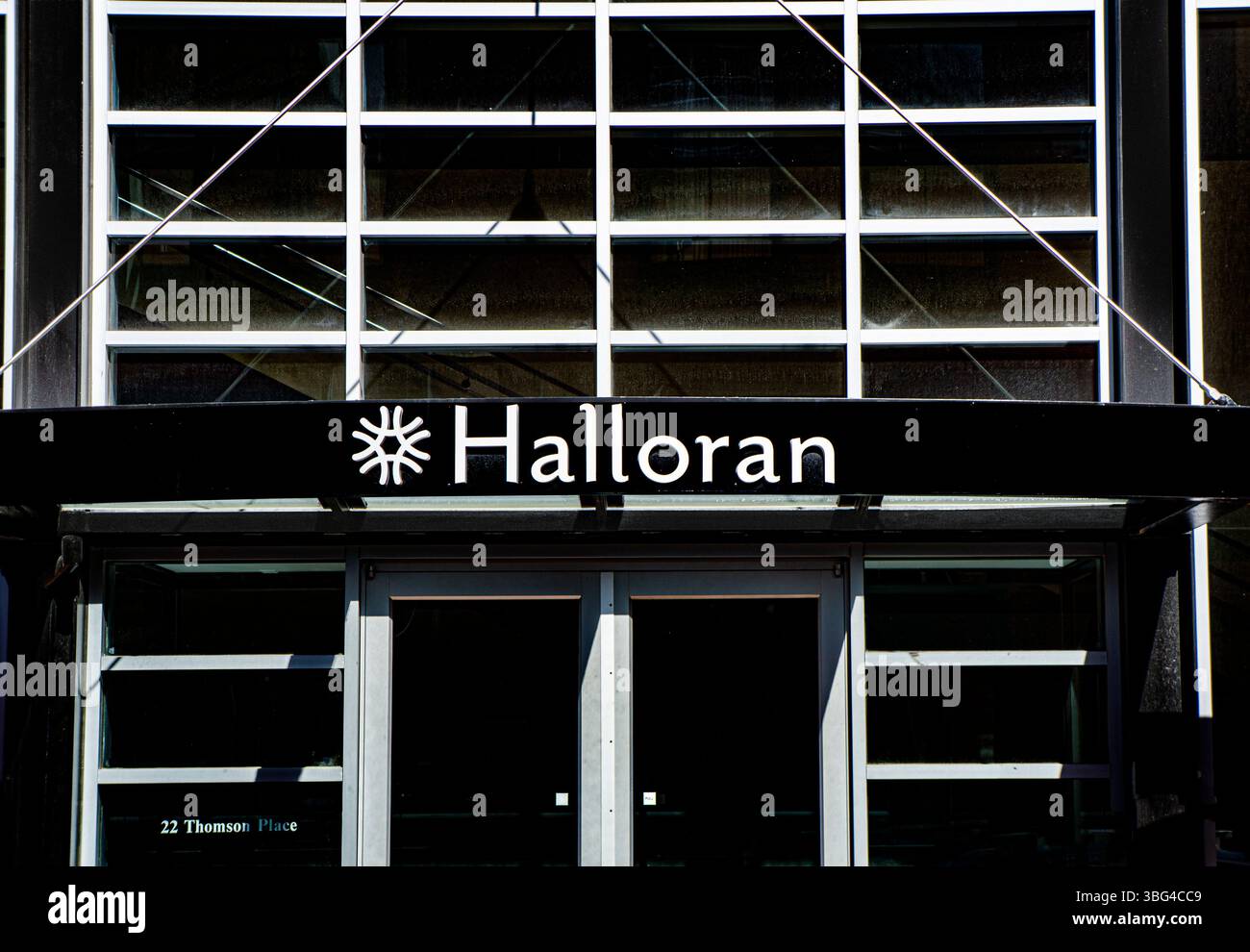 Halloran Consulting Group, Firmengebäude, Firmenlogo und Schild auf dem Außengebäude, Boston, Massachusetts, USA Stockfoto