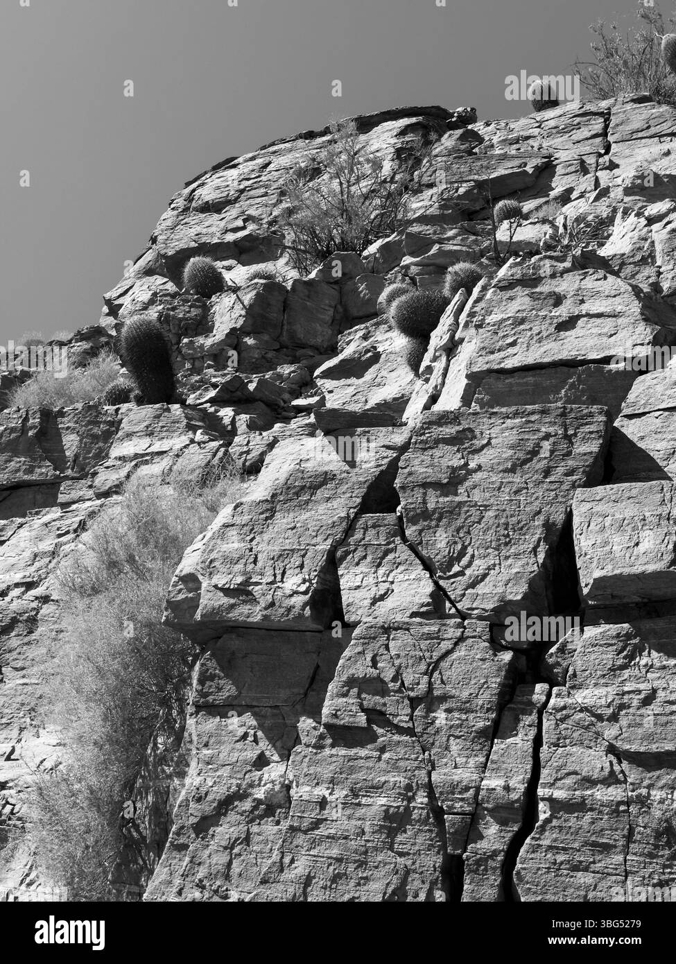 Diese atemberaubenden Formationen unterstreichen die außergewöhnlichen Naturwunder, die uns umgeben. - Smartphone-aufgenommenes Stockfoto