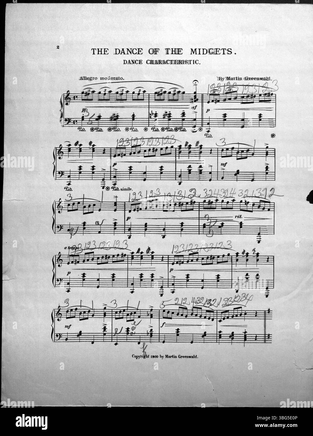 Das Cover von „Dance of the Midgets“ aus dem Jahr 1900 zeigt eine Illustration von kleinen Personen in elfenähnlichen Kostümen, die im Kreis tanzen. Das Design unterstreicht den skurrilen Charakter der Performance und betont das verspielte, unbeschwerte Thema. Stockfoto