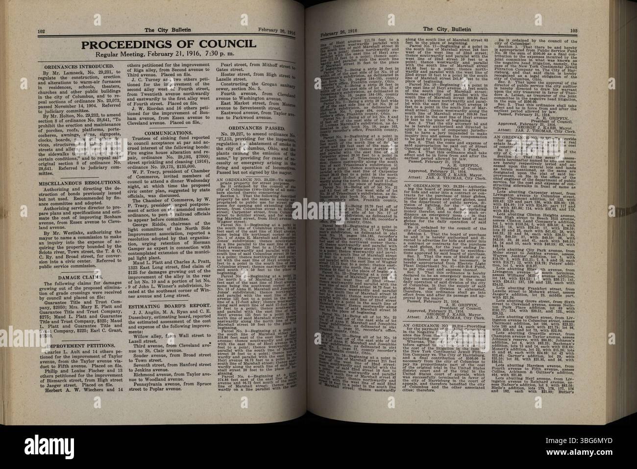 Seite 62 des Kolumbus City Bulletins 1916 enthält die Beratungen des stadtrates, erlassene Verordnungen, angenommene Beschlüsse, Ausschreibungen, öffentliche Dienstbriefe, und aktuelle Informationen zu Kaufaktivitäten und offiziellen Maßnahmen der Stadtbehörden. Stockfoto