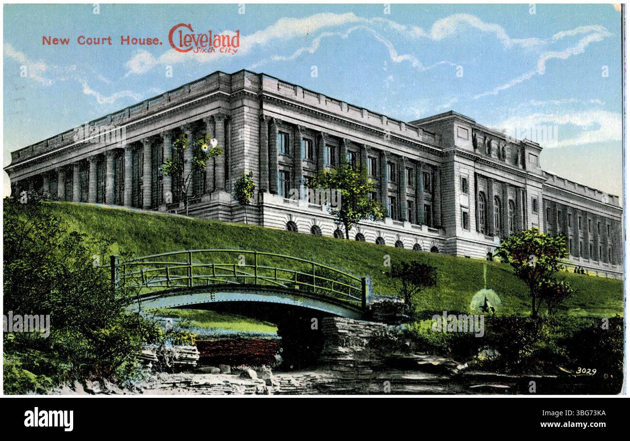 Ein Blick auf das Cuyahoga County Courthouse aus dem Jahr 1915 in Cleveland, Ohio, ein wichtiges Merkmal der bürgerlichen und architektonischen Geschichte der Stadt. Stockfoto