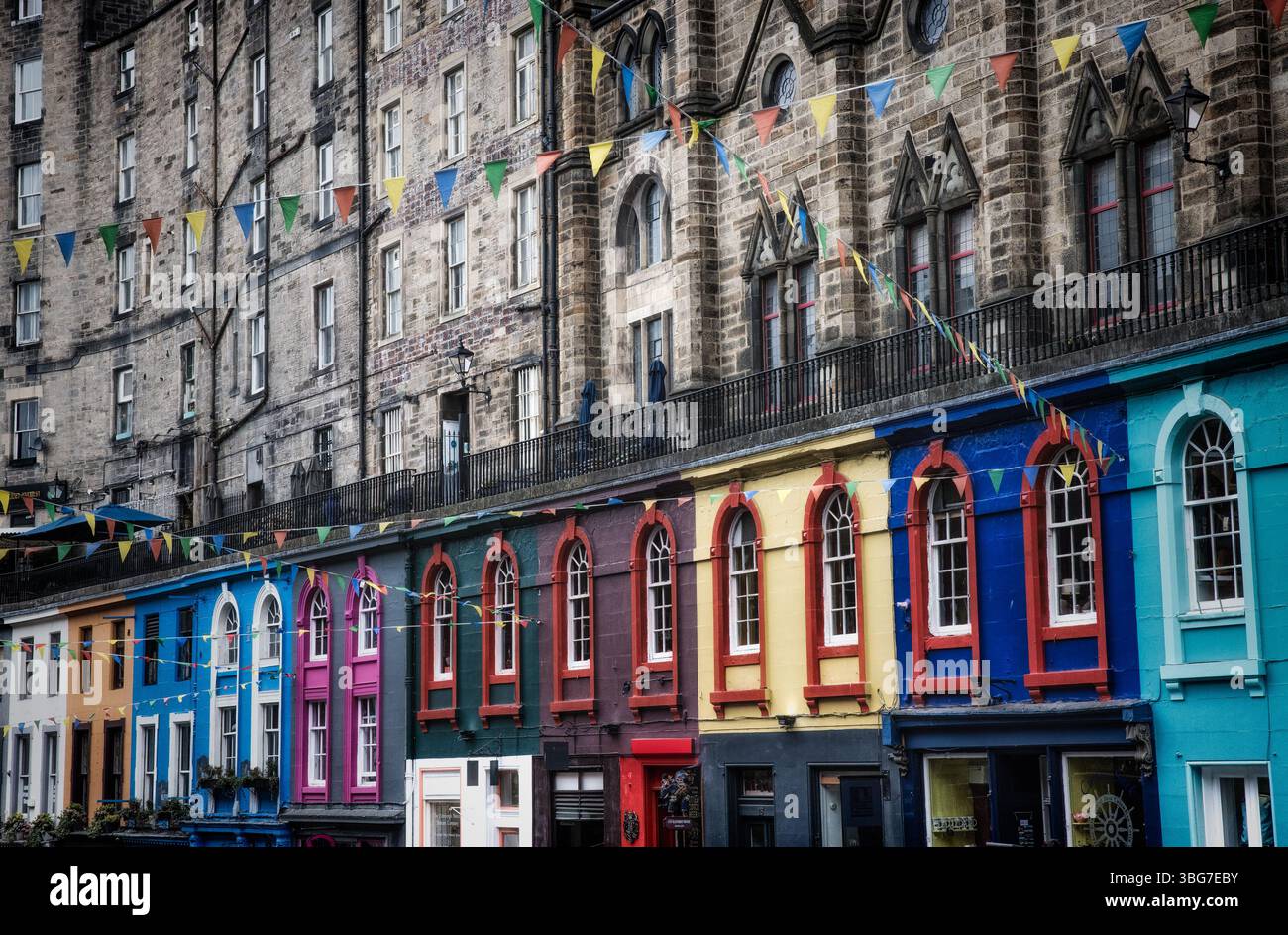 Viktorianische Terrassengebäude am Grassmarket in Edinburgh, Schottland Stockfoto