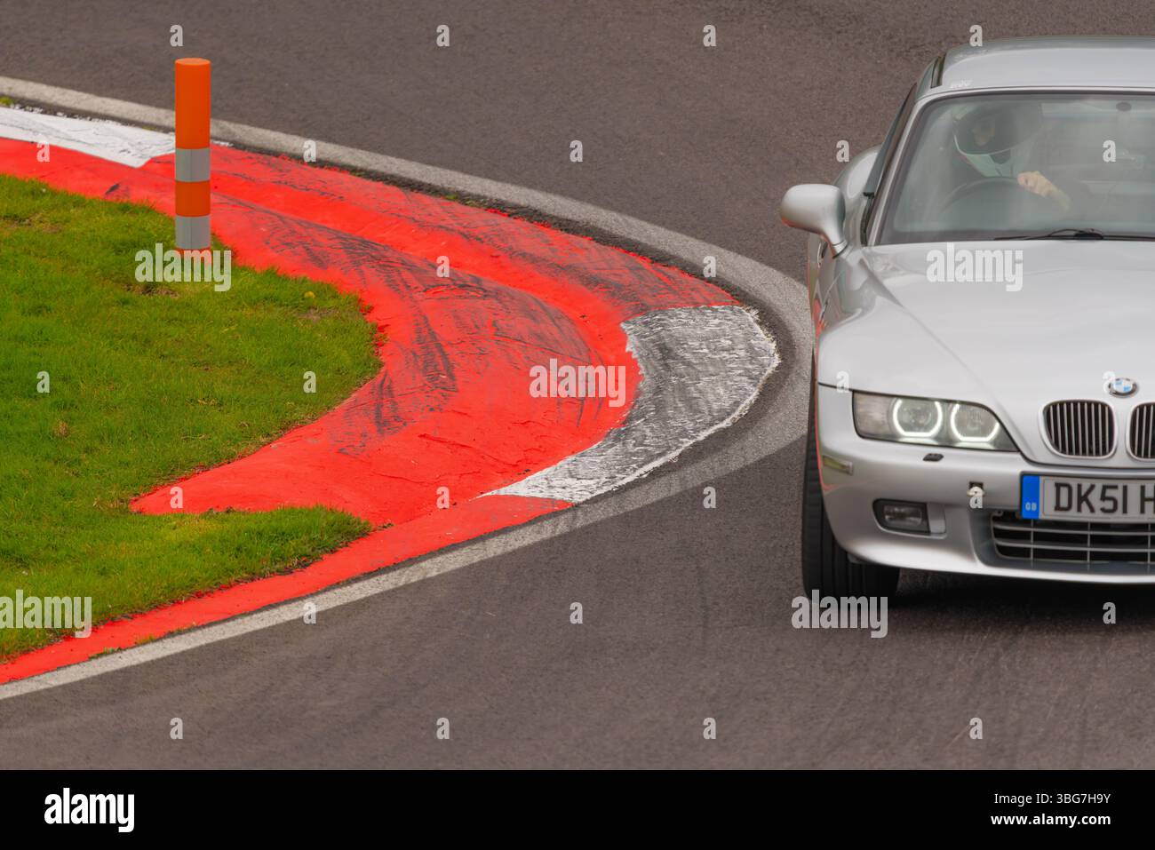 Z3, BMW, bayerischer Automobilhersteller, Roadster, 3Ltr., 2 Sitzer, 2 Türer, 2001, Built America, South Carolina, Werk, Spartanburg, Renntag Cadwell Park. Stockfoto