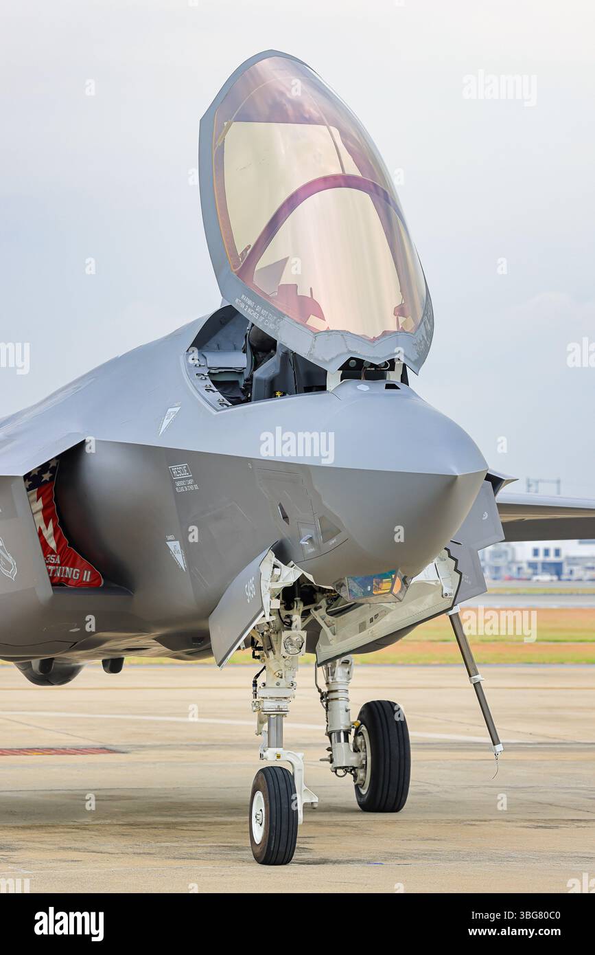 Lockheed Martin F35 Lightning II Multirole-Streikjäger auf der Flugschau in Thailand. Stockfoto