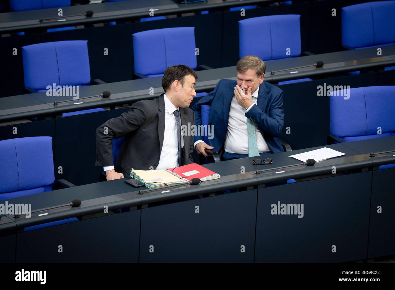 Johann Wadephul, Bundesaußenminister, Nils Schmid Sitzung, Bundestag, Plenum, Johann Wadephul, Bundesaußenminister, Nils Schmid Berlin Berlin GER *** Johann Wadephul, Bundesaußenminister, Nils Schmid Session, Bundestag, Plenum, Johann Wadephul, Bundesaußenminister Nils Schmid Berlin Berlin GER Stockfoto