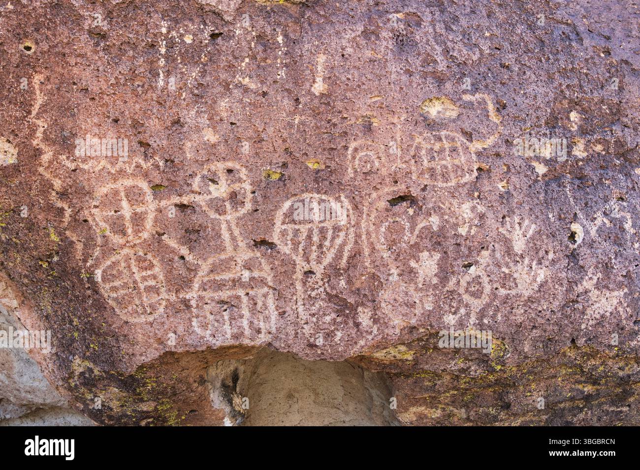Petroglyphen im vulkanischen Tableland bei Fish Slough nördlich von Bishop California Stockfoto