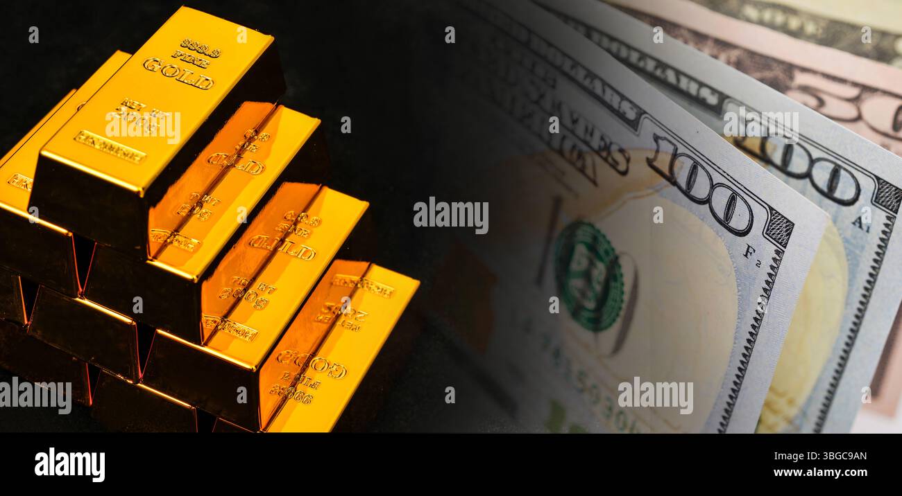 Goldbarren und US-Dollar-Banknoten Hintergrund. Online-Konzept für den Handel mit Rohstoffen oder Kauf von Goldbarren für Investitionen Stockfoto