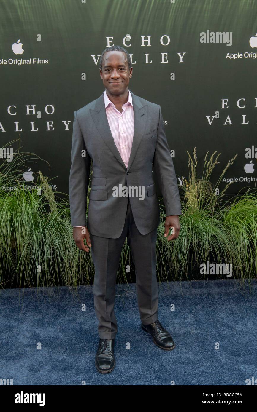 New York, Usa. Juni 2025. Albert Jones nimmt am 4. Juni 2025 an der New Yorker Premiere des „Echo Valley“ am AMC Lincoln Square 13 in New York City Teil. (Foto von Thenews2/NurPhoto) Credit: NurPhoto SRL/Alamy Live News Stockfoto