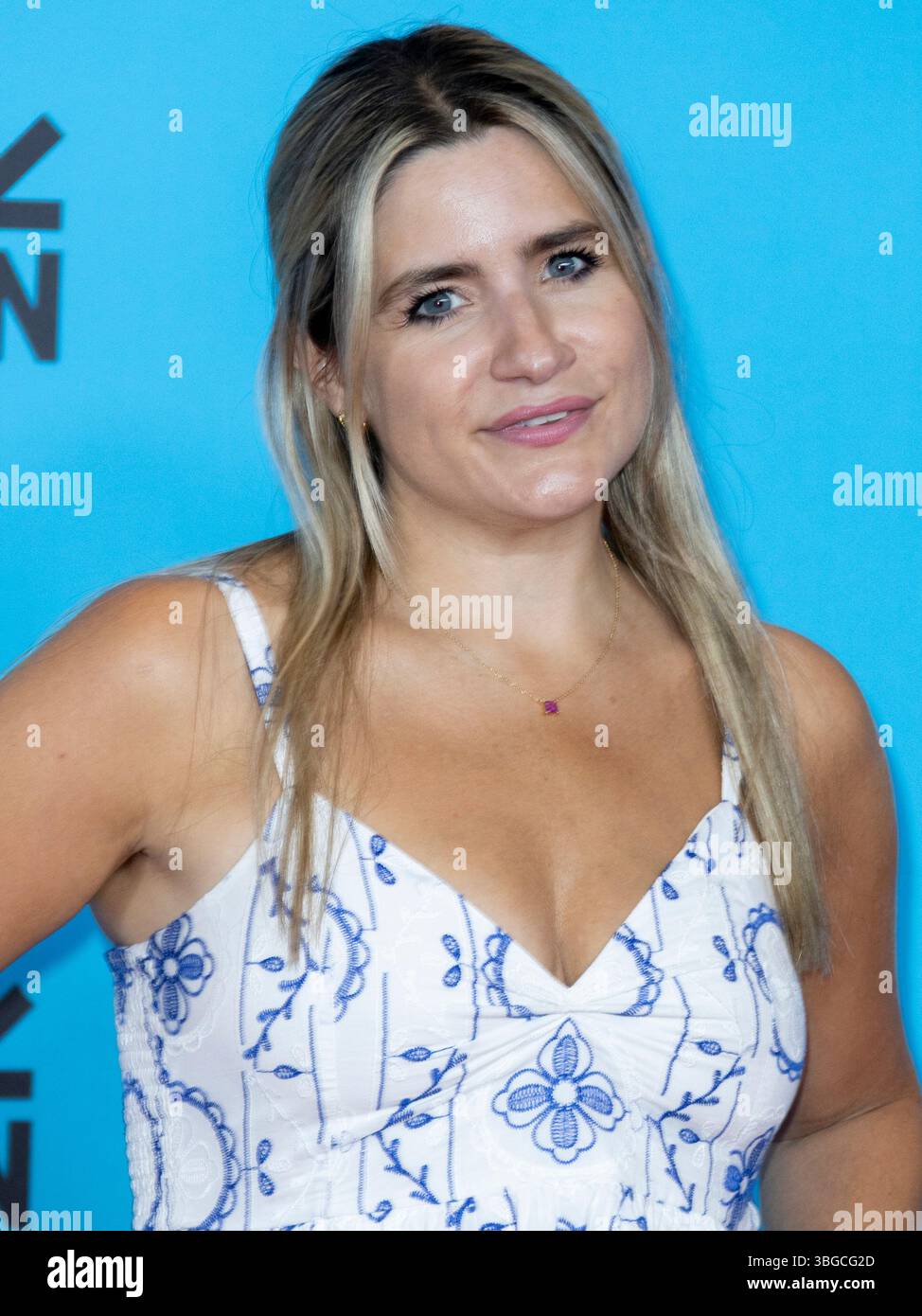 4. Juni 2025, London, England, UK - Harriet Kemsley nimmt an der Deep Cover World Premiere, The Barbican Centre als Teil der SXSW London 2025 Teil Stockfoto