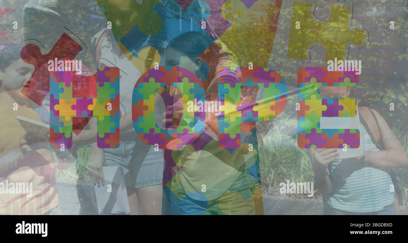 Bild des Hope-Textes über verschiedenen Schulkindern Stockfoto