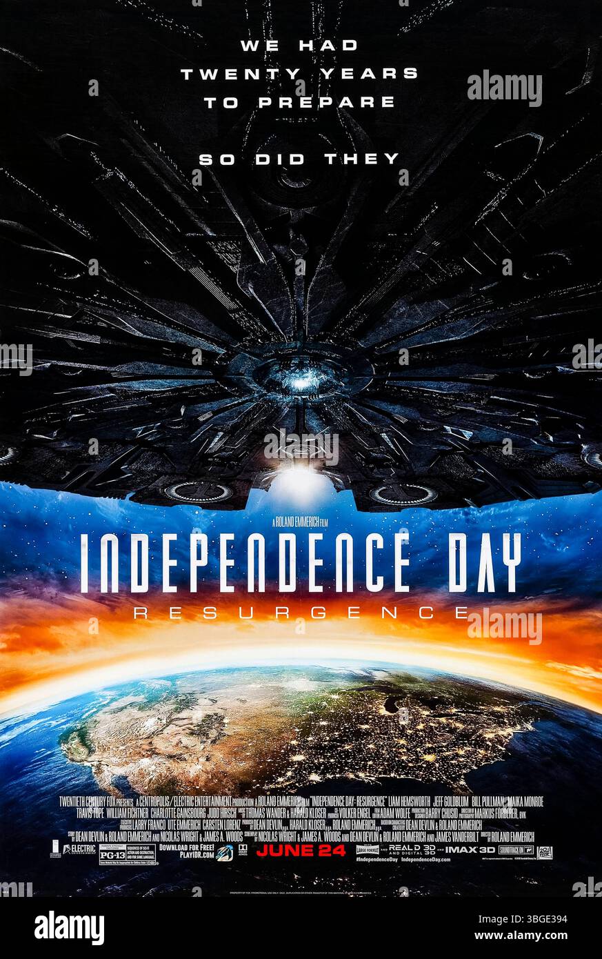 Unabhängigkeitstag: Resurgence (2016) von Roland Emmerich mit Liam Hemsworth, Jeff Goldblum und Bill Pullman. Zwei Jahrzehnte nach der ersten Invasion des Unabhängigkeitstages steht die Erde vor einer neuen außersolaren Bedrohung. Aber wird die neue Raumverteidigung der Menschheit ausreichen? US-Poster NUR FÜR REDAKTIONELLE ZWECKE. Quelle: BFA / 20th Century Fox Stockfoto
