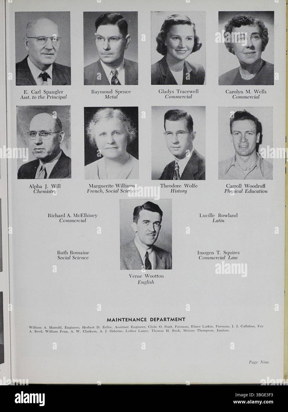 Das 1953 erschienene Jahrbuch Memory Book dokumentiert die Geschichte der North High School in Columbus, Ohio, von der Eröffnung im Jahr 1893 bis zu ihrer Schließung im Jahr 1979. Das ursprüngliche Gebäude im romanischen Stil, entworfen von Frank L. Packard, wurde 1924 durch ein neues Gebäude an der 100 East Arcadia Avenue ersetzt. Die Schule wurde 2012 als Columbus International High School wiedereröffnet. Stockfoto