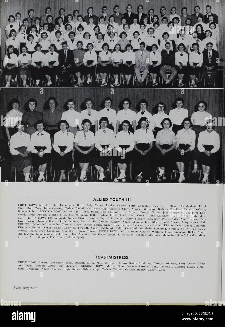Das Memory Book 1953 dokumentiert die Geschichte der North High School und beleuchtet Charles D. Everetts Intendant seit 1893 über 35 Jahren. Das ursprüngliche Gebäude an der 100 West 4th Avenue wurde 1892–93 von Frank L. Packard im romanischen Stil erbaut. Eine neue North High School wurde 1924 in der 100 East Arcadia Avenue im Süden von Clintonville eröffnet. Sie gehörte den Columbus Public Schools, später den Columbus City Schools. Die Schule schloss 1979 aufgrund der abnehmenden Einschreibung und wurde 2012 als Columbus International High School für die Klassen 7 bis 12 wieder eröffnet. Im Jahr 1921 wurde das Columbus Board o Stockfoto