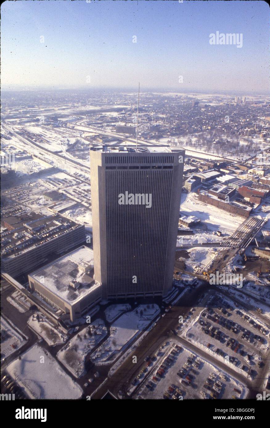 Luftbild nordwestlich von One Nationwide Plaza, Hauptsitz von Nationwide Insurance. Der Spatenstich erfolgte am 12. Juli 1974 und das Gebäude wurde am 4. Mai 1978 eingeweiht. Stockfoto