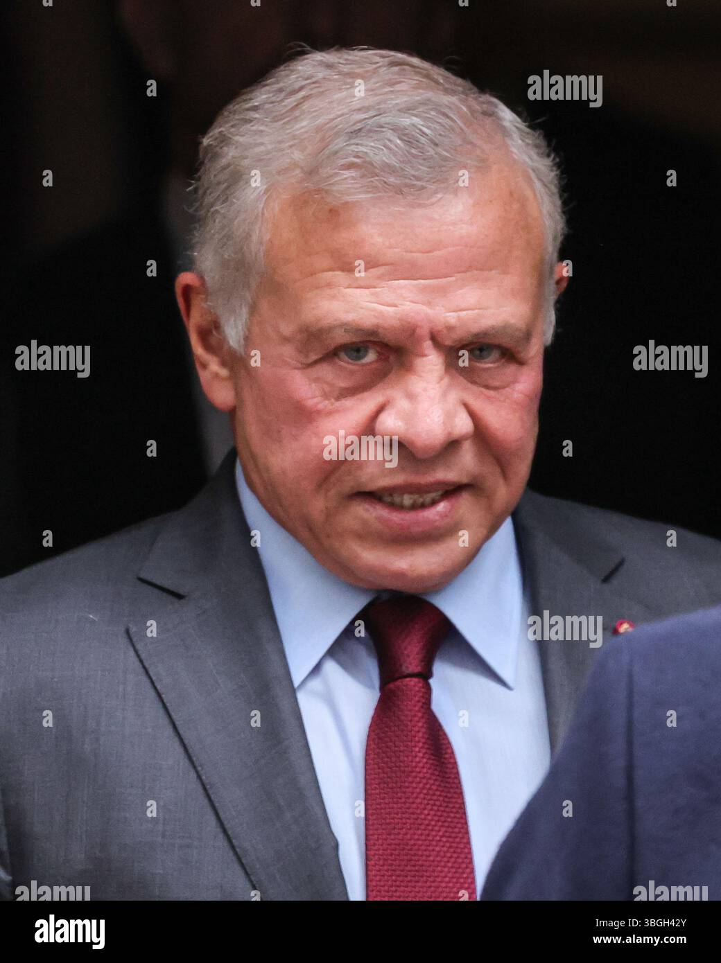 London, Großbritannien. Juni 2025. Sir Keir Starmer, Premierminister des Vereinigten Königreichs, begrüßt Abdullah II. Bin Al-Hussein, den König von Jordanien, heute Nachmittag in der Downing Street 10. Quelle: Imageplotter/Alamy Live News Stockfoto