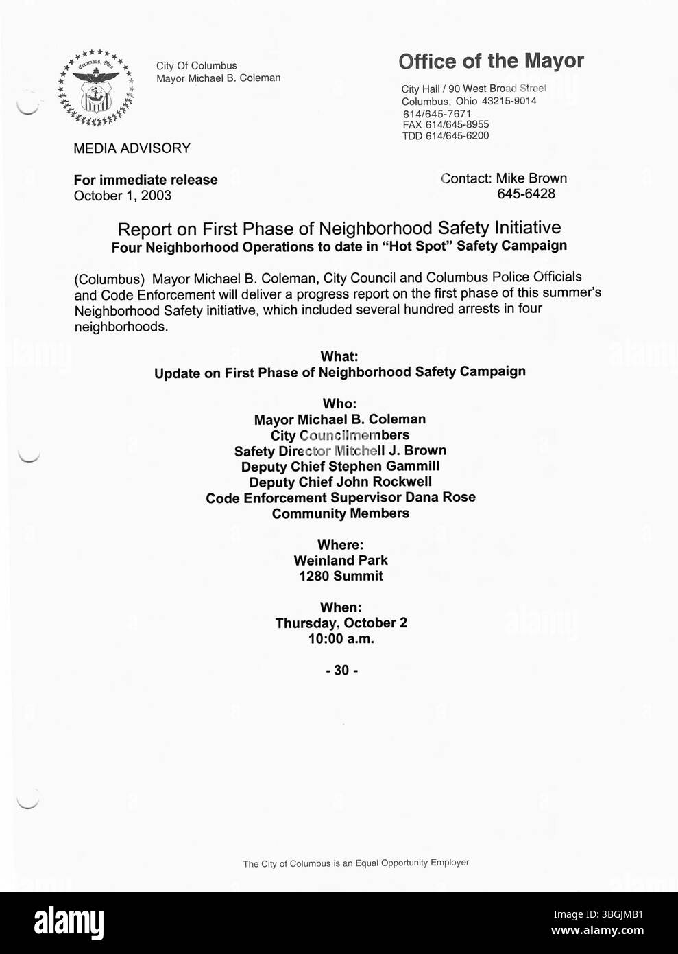 Diese Serie von 2003 Pressemitteilungen aus dem Büro von Bürgermeister Michael Coleman zeigt wichtige politische Aktionen und Updates für die Stadt Columbus auf. Von 2000 bis 2016 war Coleman der erste afroamerikanische Bürgermeister, der das Amt innehatte und der am längsten dienende Bürgermeister der Stadtgeschichte. Stockfoto