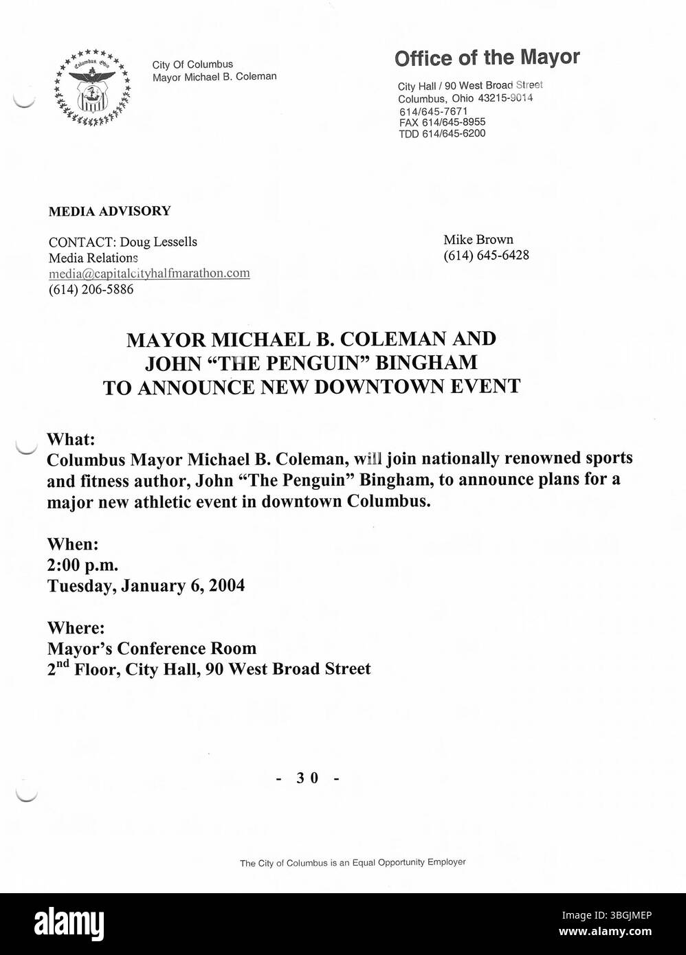 Diese Reihe von Pressemitteilungen aus dem Büro von Bürgermeister Michael Coleman im Jahr 2004 behandelt wichtige politische Veränderungen, Ankündigungen zu Stadtprojekten und Updates zur Stadtverwaltung. Colemans Führungsrolle, die sich über ein Jahrzehnt erstreckte, konzentrierte sich auf die Stadtentwicklung und das Gemeinwohl. Stockfoto
