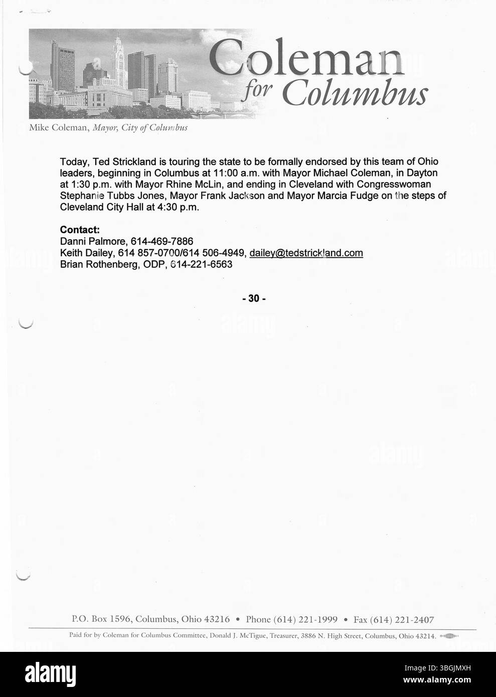 Pressemitteilungen aus dem Jahr 2006, in denen die politischen Aktivitäten von Michael B. Coleman, Columbus erster afroamerikanischer Bürgermeister, dokumentiert wurden, der von 2000 bis 2016 im Amt war. Die Veröffentlichungen umfassen bedeutende Erfolge und Ankündigungen während seiner vier Amtszeiten. Stockfoto