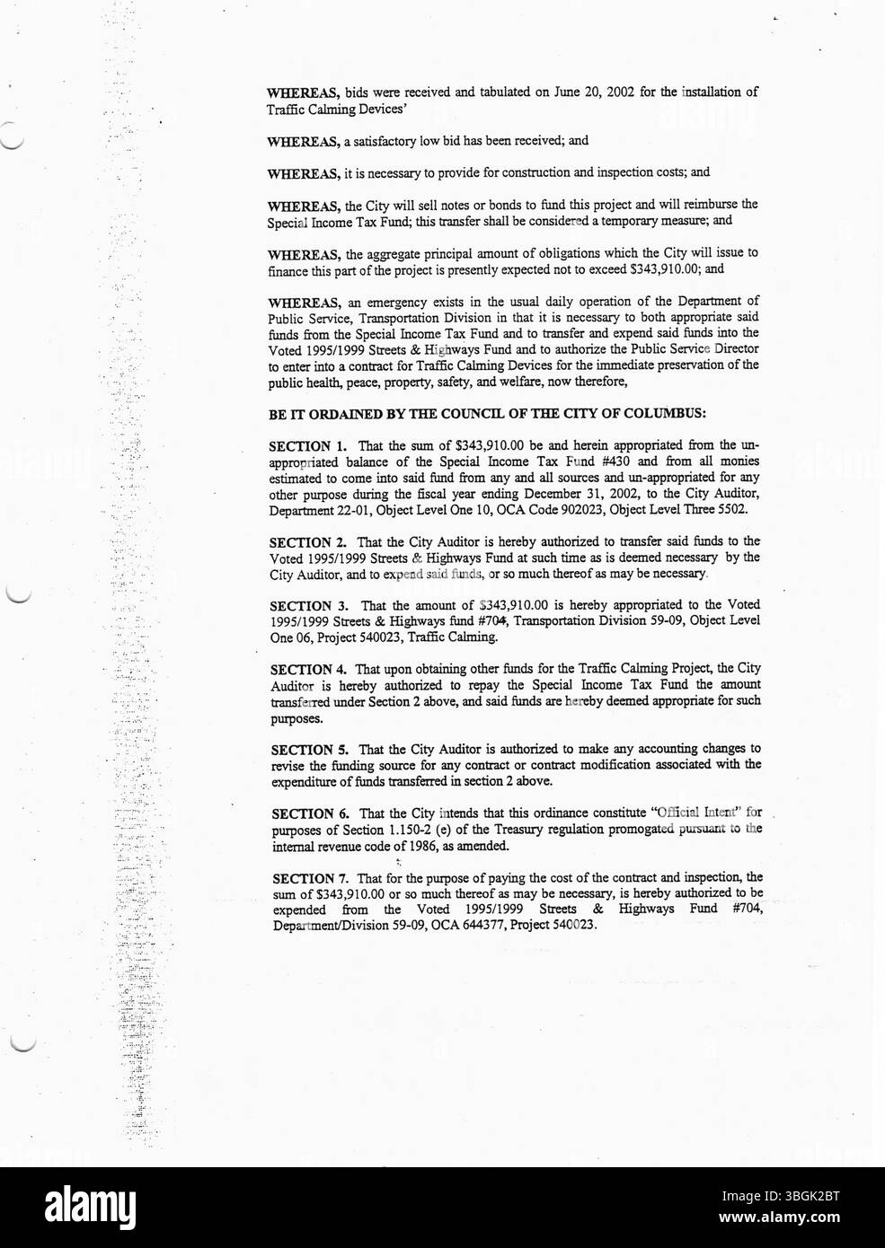 Diese Pressemitteilung aus dem Büro von Bürgermeister Michael B. Coleman aus dem Jahr 2002 zeigt seine Arbeit als 52. Bürgermeister von Columbus, Ohio. Coleman, der von 2000 bis 2016 vier Amtszeiten innehatte, war der erste afroamerikanische Bürgermeister in der Geschichte der Stadt. Seine Amtszeit umfasste bedeutende politische Führung und Initiativen in der Stadtverwaltung. Stockfoto