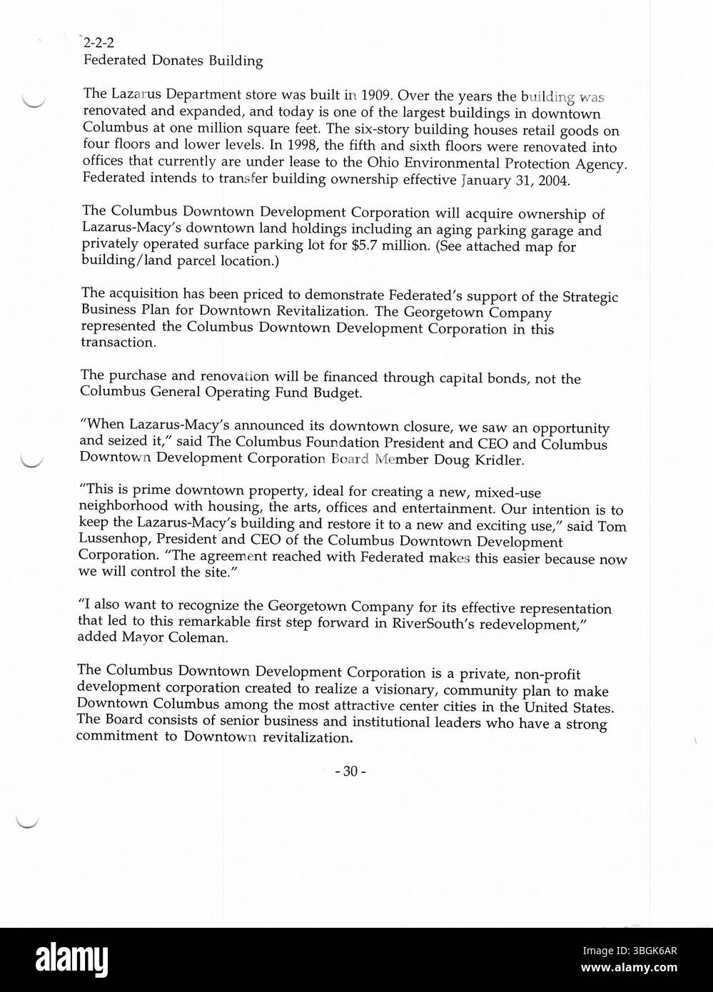 Pressemitteilungen aus dem Büro von Bürgermeister Michael Coleman im Jahr 2003 behandeln Neuigkeiten in der Stadt, politische Strategien, politische Ankündigungen und Führungsinitiativen. Coleman war der erste afroamerikanische Bürgermeister von Columbus, der von 2000 bis 2016 im Amt war. Stockfoto