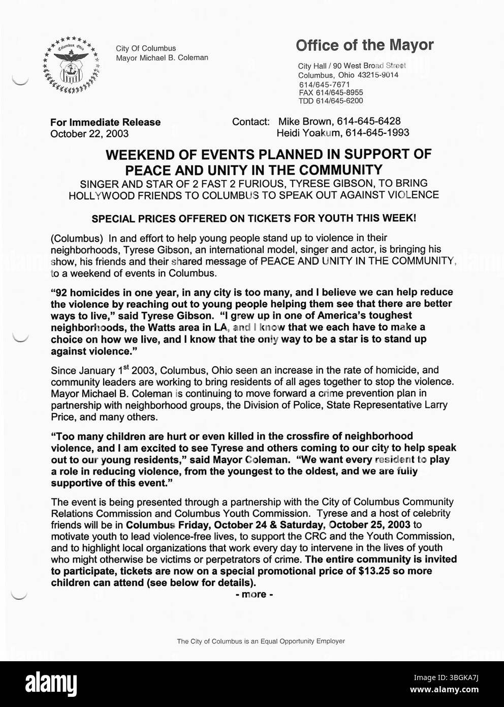 Diese Pressemitteilung des Bürgermeisters Michael Coleman aus dem Jahr 2003 gibt Einblicke in seine politischen Prioritäten und die Initiativen, die er während seiner Zeit als Bürgermeister von Columbus verfolgte. Coleman war von 2000 bis 2016 der erste afroamerikanische Bürgermeister von Ohio. Stockfoto