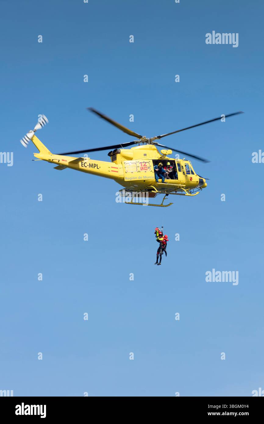 Festival Aereo San Javier, Flugschau, Rettung, Hubschrauber, Übung, Santiago de la Ribera, Mar Menor, autonome Region Murcia, Spanien, Stockfoto