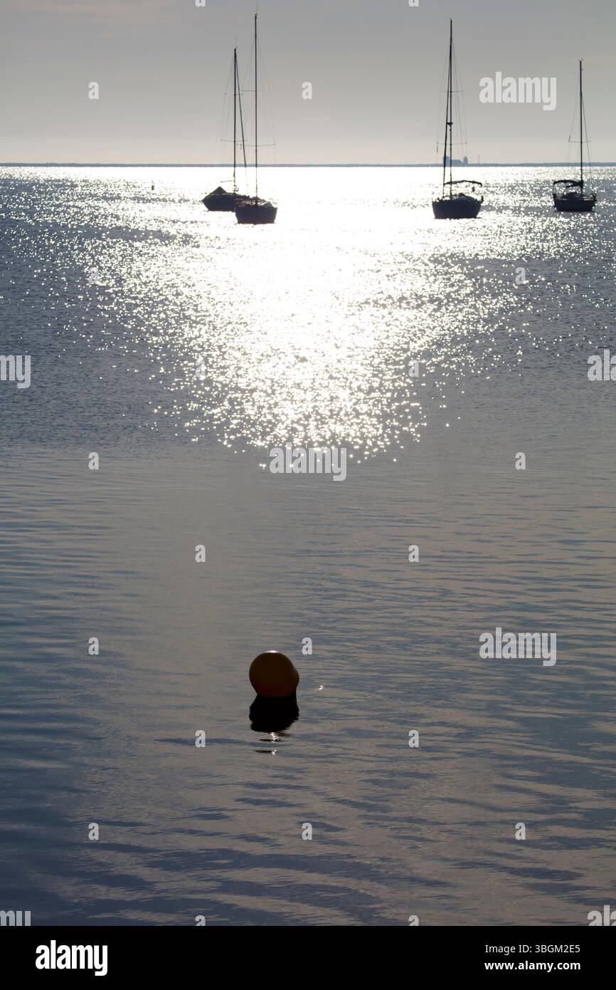 Boote, Hintergrundbeleuchtung, Silhouette, Idylle, Santiago de la Ribera, Mar Menor, autonome Region Murcia, Spanien, Stockfoto