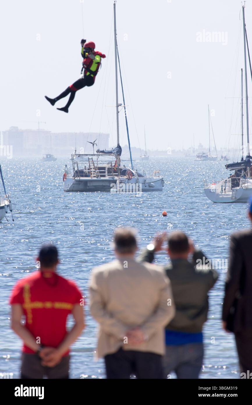 Festival Aereo San Javier, Flugschau, Rettung, Hubschrauber, Übung, Santiago de la Ribera, Mar Menor, autonome Region Murcia, Spanien, Stockfoto