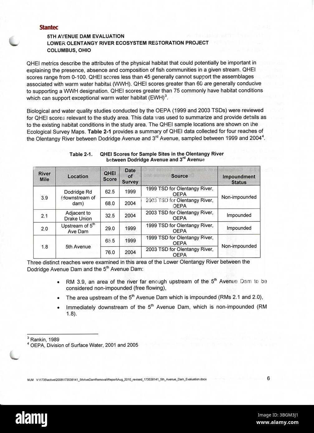 Die Bewertung des 5th Avenue Dam 2010 für das Lower Olentangy River Ecosystem Restoration Project betont die Wiederherstellung von zwei Meilen des Olentangy River durch die Entfernung des 5th Avenue Dam. Das Projekt soll der ökologischen Gesundheit des Flusskorridors, der vom Dodridge-Damm bis zum Scioto-Fluss reicht, zugute kommen. Diese Sanierungsbemühungen haben maximale Auswirkungen auf ein 3,5-Meilen-Gebiet, wobei die wichtigsten Änderungen zwischen der 5th Avenue und der Lane Avenue stattfinden. Stockfoto